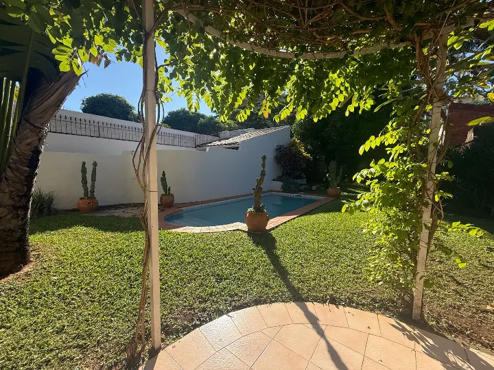Casa con encanto en Ykua Sati